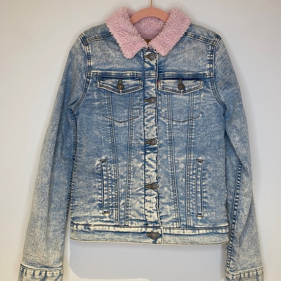 Levi’s girls jacket (pre owned) - Picture 1 of 7